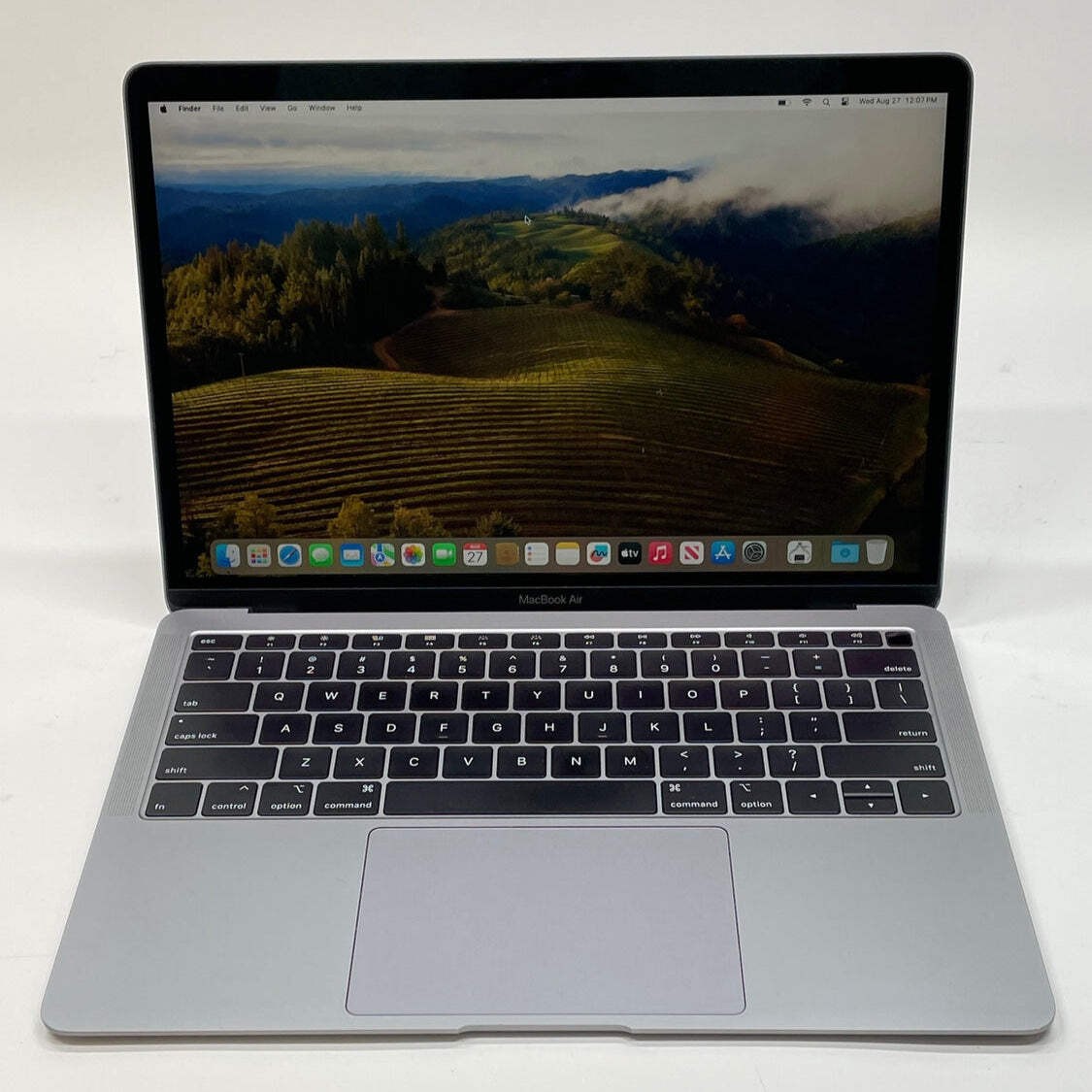 2019 Apple MacBook Air 13.3″ i5 1.6GHz 8GB RAM 128GB SSD Space gray A1932