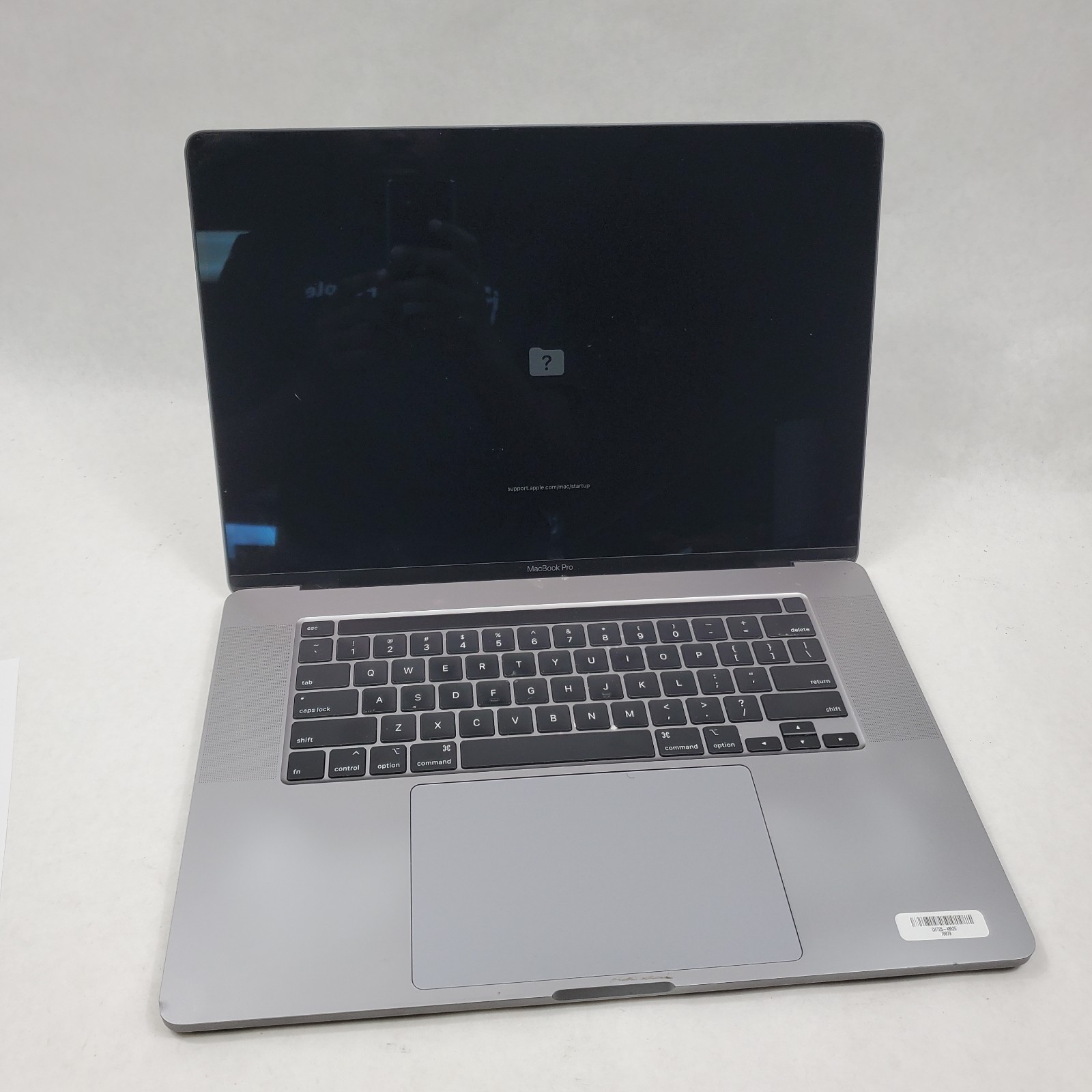 Apple MacBook Pro 16″ A2141 Intel Core i7-9750H 2.60GHz 16GB RAM 500GB SSD NO OS