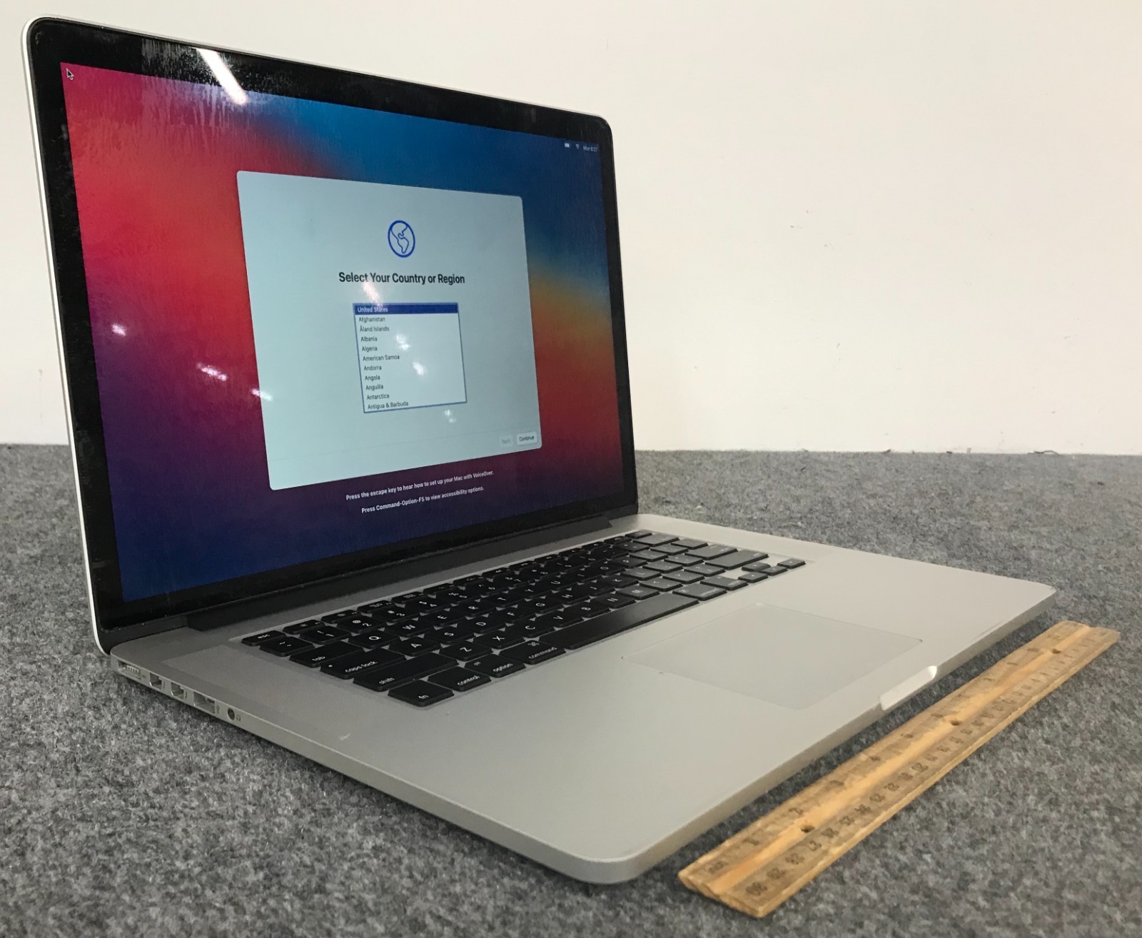 Apple MacBook Pro A1398 MGXG2LL/A 2014 2K 15.4″ Laptop i7 16GB RAM 1TB SSD As Is