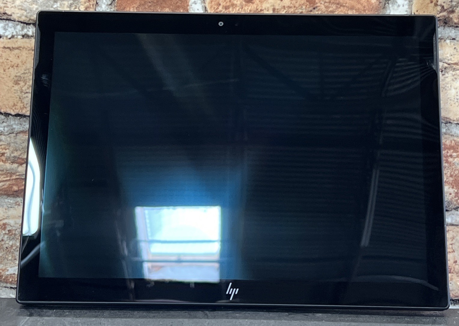 HP HSN-L19C 12.3″ I5-7Y57 3.30GHz 8GB RAM 256GB SSD NO OS