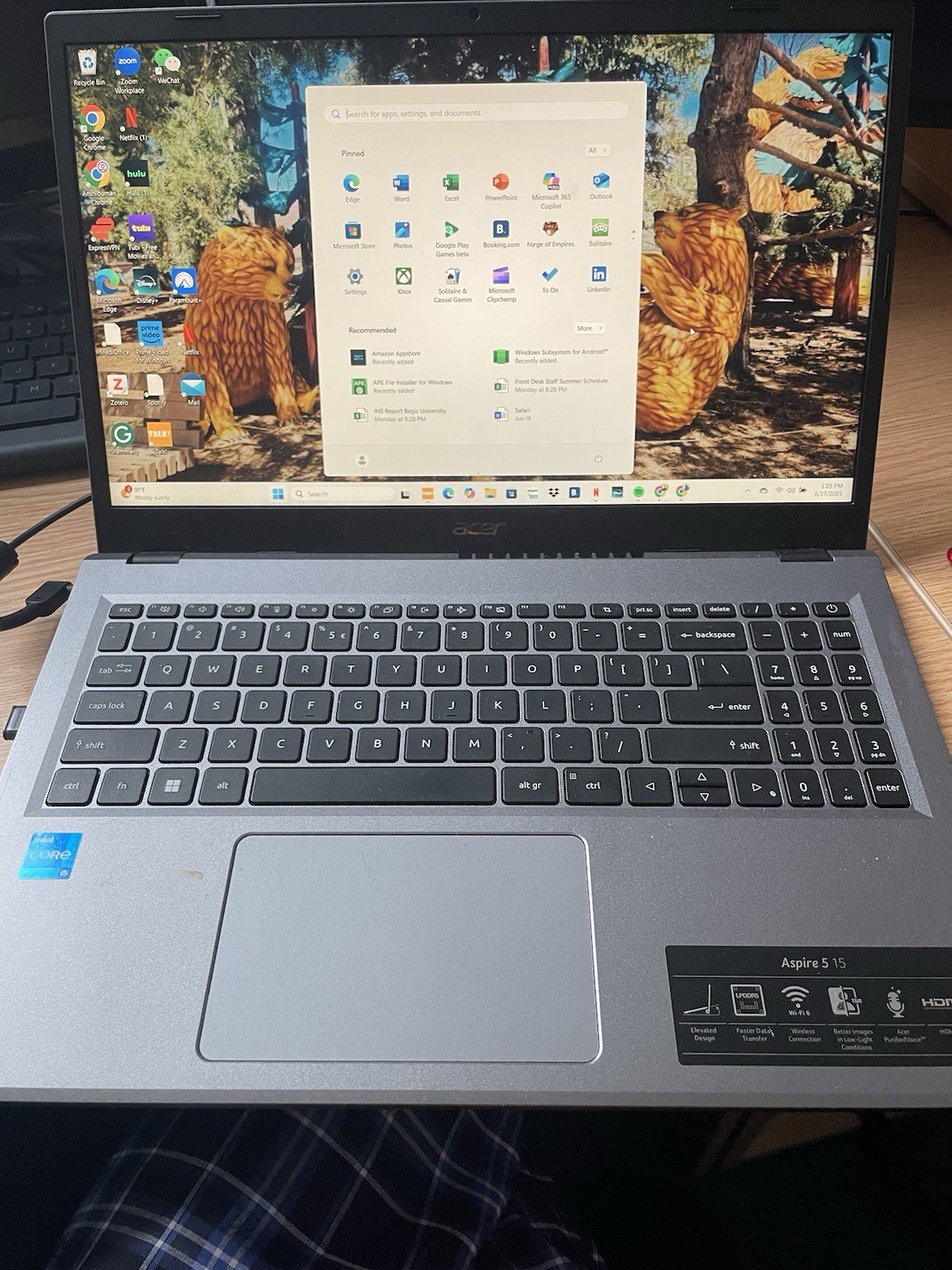 Acer with touchscreen very good condition ideal for studies.charger included