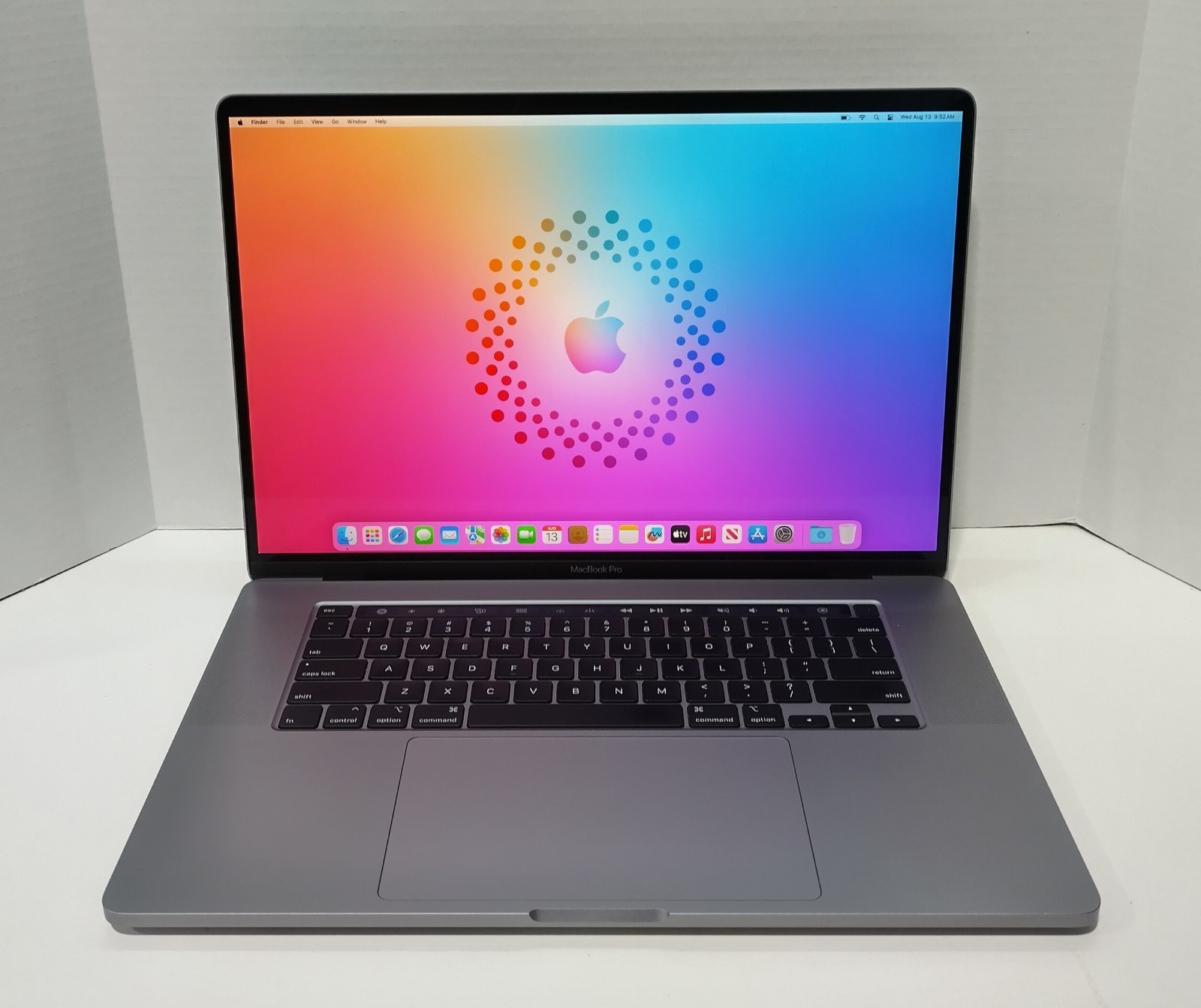 Apple MacBook Pro A2141 16″ i9-9980HK 32GB RAM 1TB SSD 5500M Sequoia 239 Battery