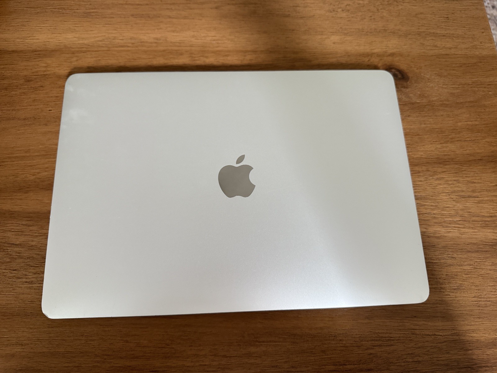 2017 Apple MacBook Pro 13 inch i5 2.3GHz 8GB RAM 256GB SSD Space Gray !!!!