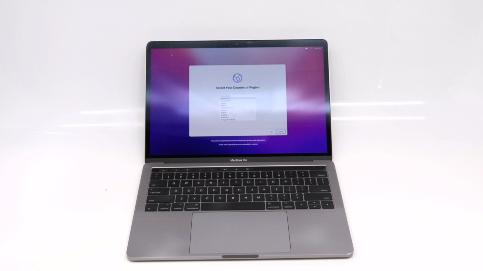 Apple MacBook Pro A1706 13 Core i5 8GB 256GB Gray 2017