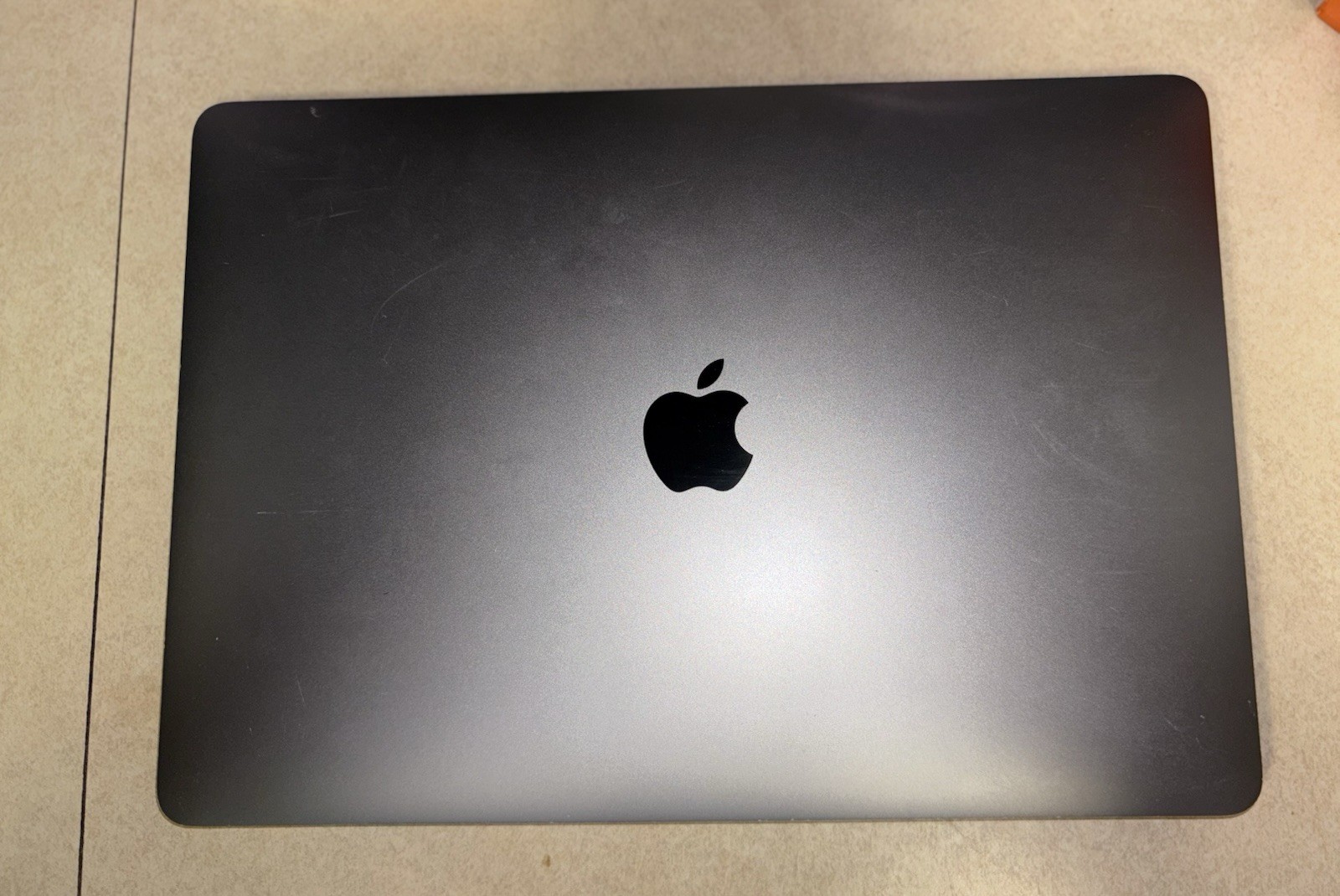 Apple MacBook Pro 13″ M1 A2338 (2020) 256GB SSD 8GB RAM CRACKED/LOCKED For Parts