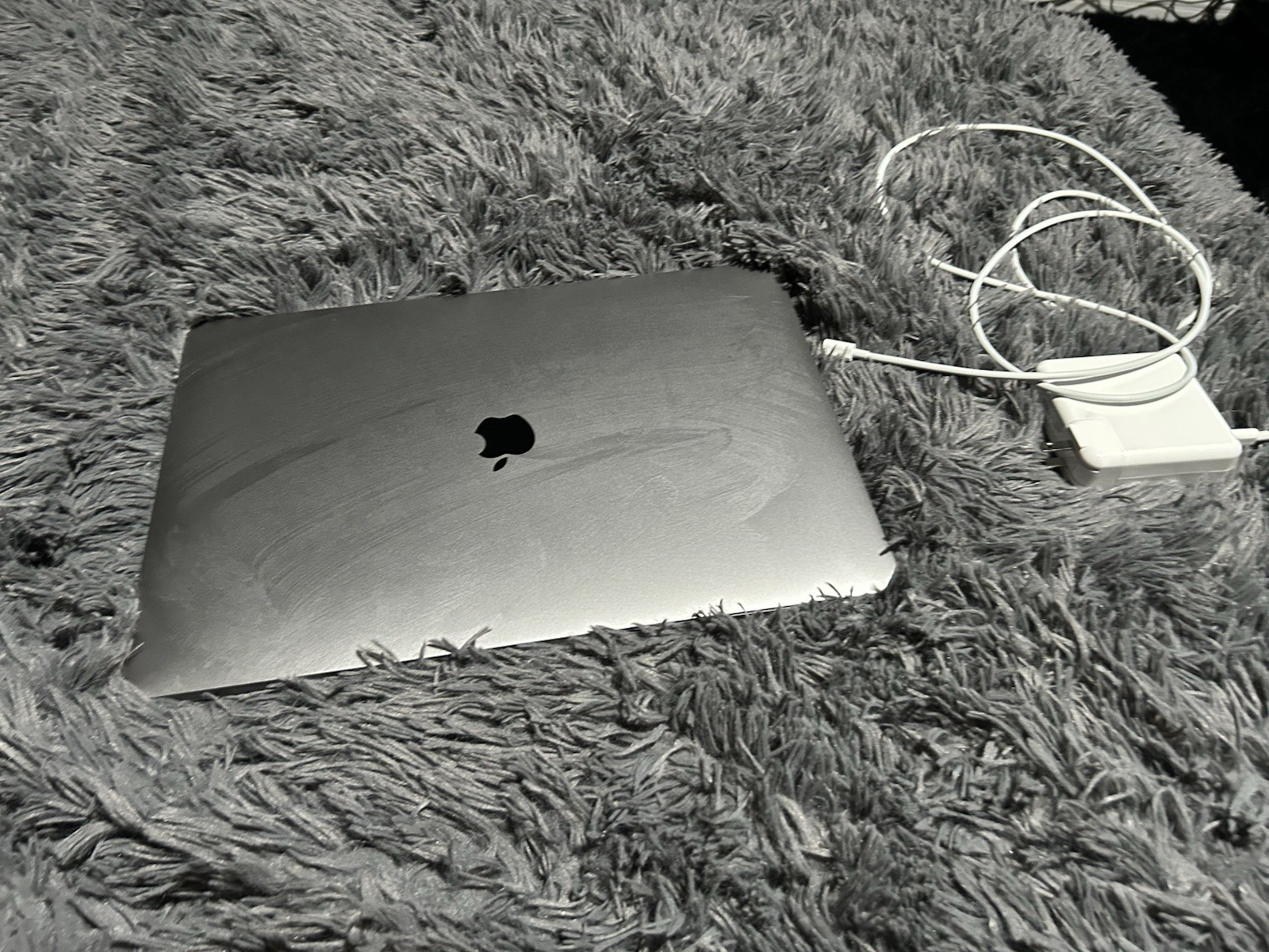 Apple MacBook Pro 16 in 2019 Space Gray/Intel i7 2.60GHZ, 512 GB 16 GB