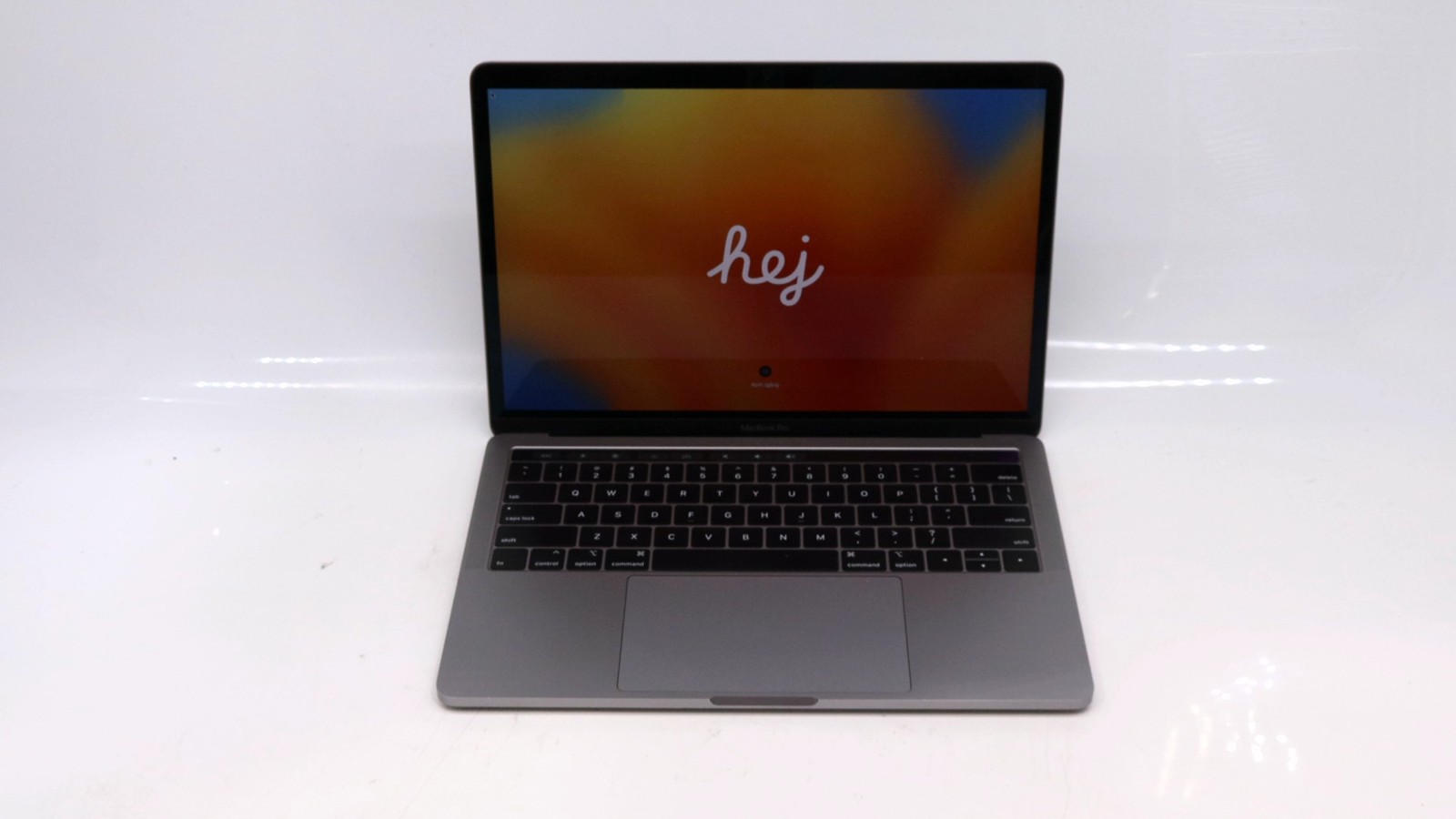 Apple MacBook Pro A2159 13 Core i5 16GB 256GB Gray 2019