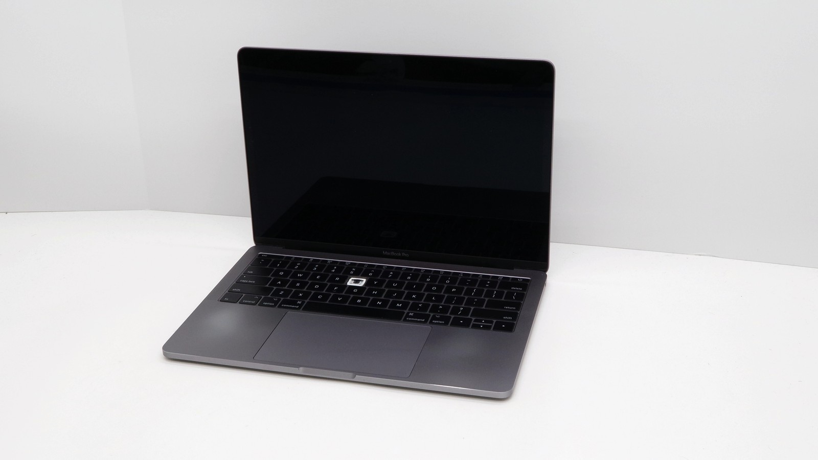 Apple MacBook Pro A1708 13 Core i5 8GB 128GB Gray 2017