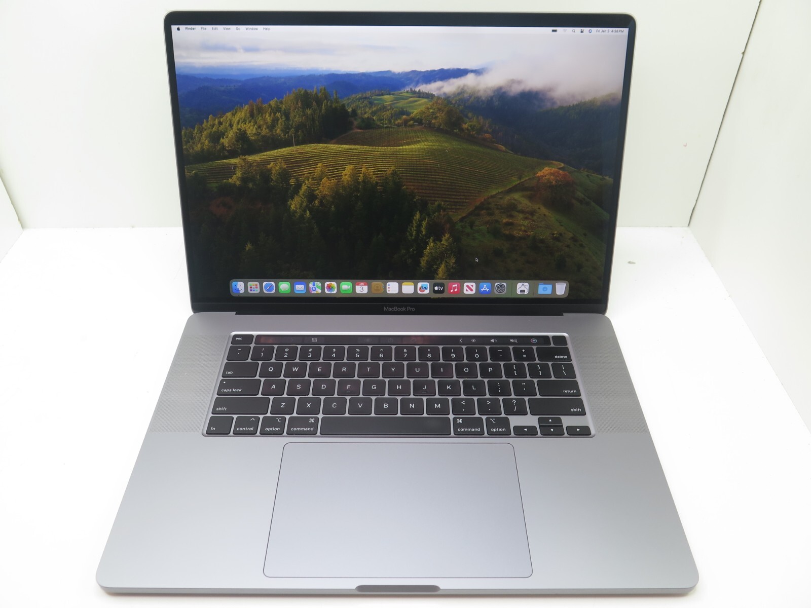 APPLE MACBOOK PRO 2019 GRAY 16″ 8-CORE I9 2.4GHZ 32GB 1TB FLASH AMD RADEON 5500M