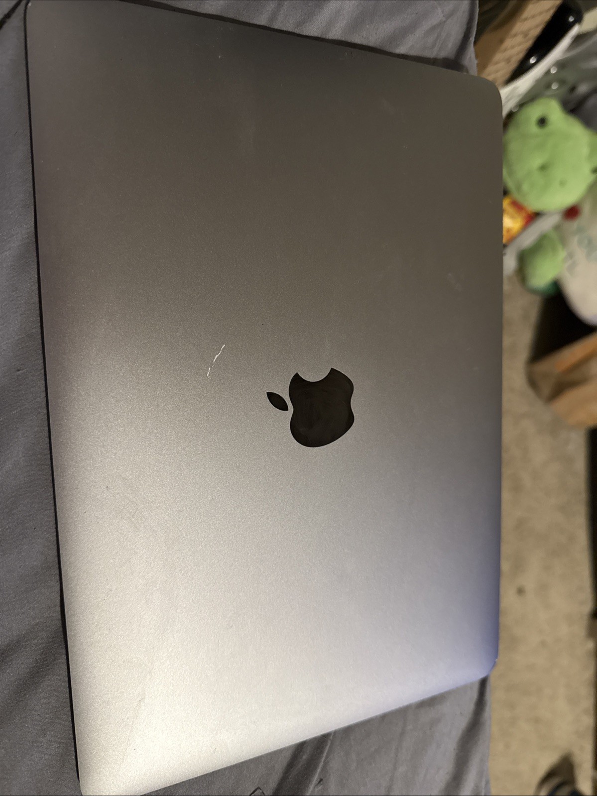 Apple MacBook 12 in 2017 Space Gray/Intel Core M3 1.2 GHz, 256 GB 8 GB Intel HD