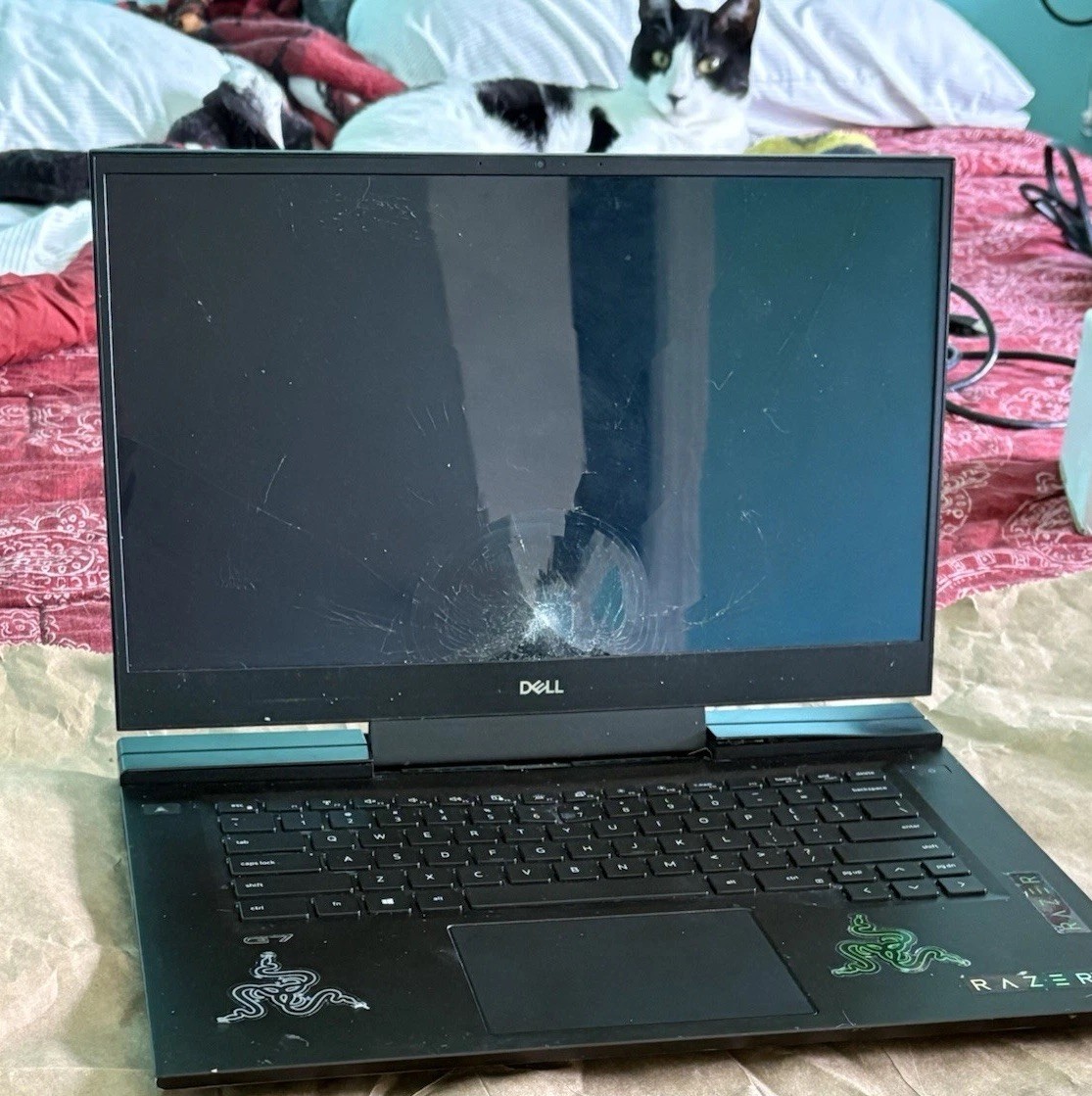 Dell G7 7500 Gaming Laptop – For Parts/Repair, Charger Included