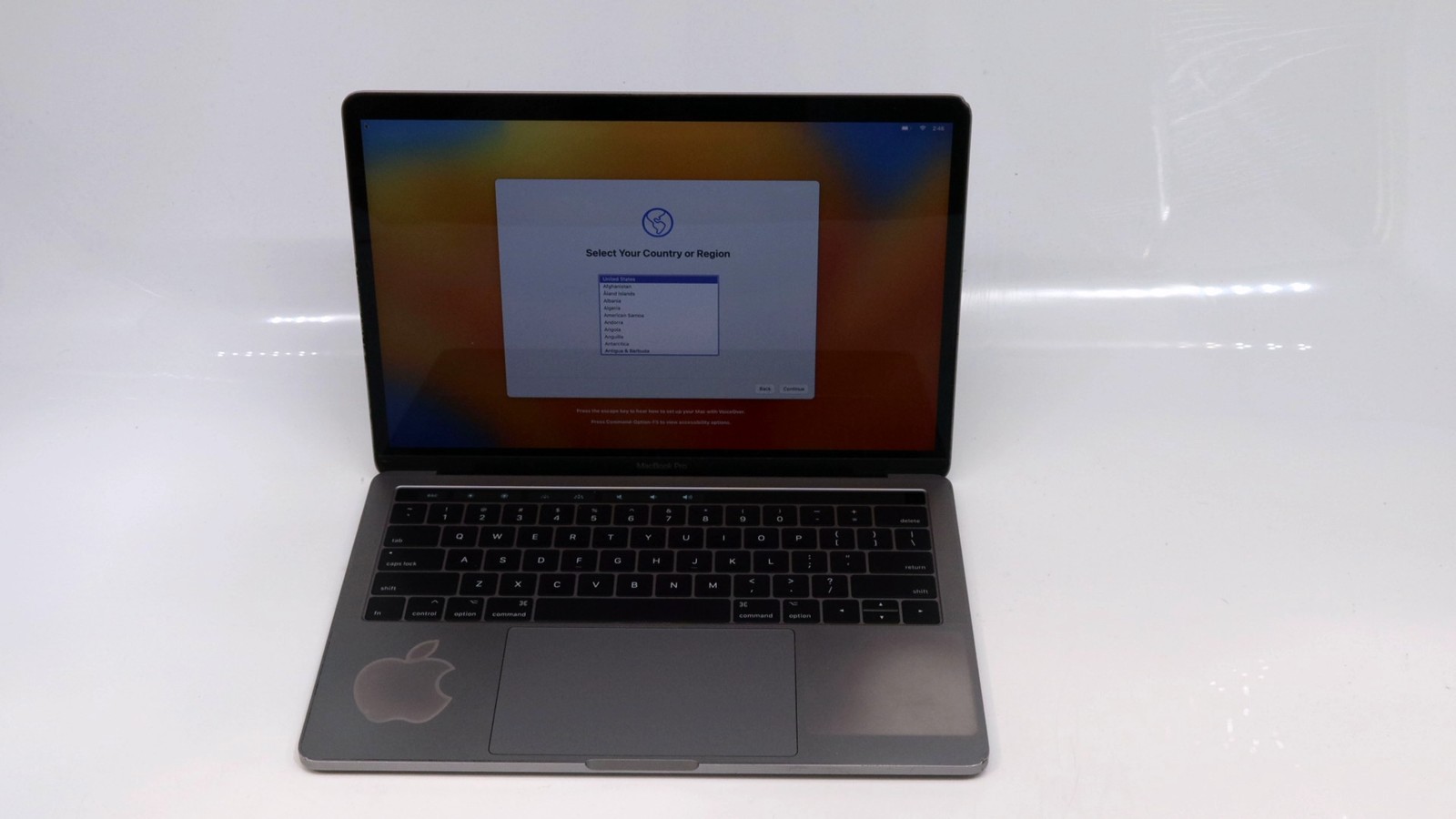 Apple MacBook Pro A1706 13 Core i5 16GB 512GB Gray 2017