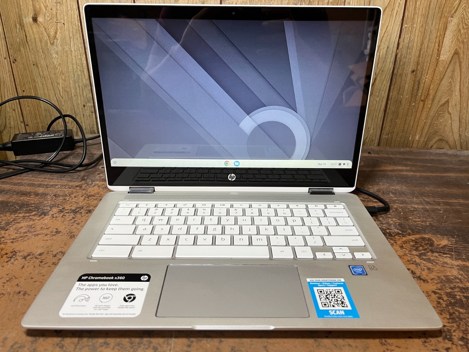 HP Chromebook x360 14b-ca0013dx 1.1GHz 4GB RAM 32GB 14″ Touch Laptop w/ Adapter