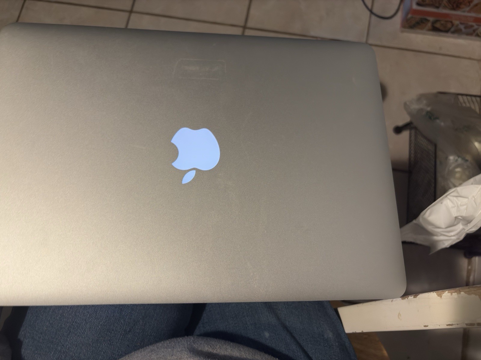 Apple MacBook Air 13-Inch 2014 Core i5 1.4GHz 4GB RAM 128GB HD