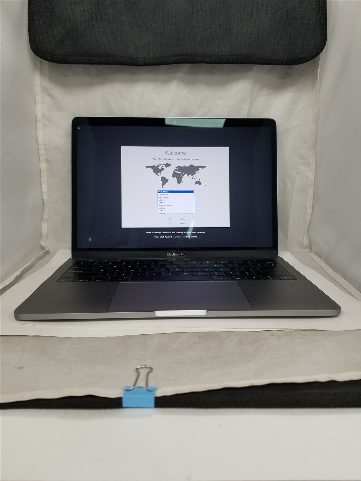 Apple MacBook Pro 13″ Core i5 2.9 GHz Late 2016 8GB/256GB Gray MLH12LL/A VG3154