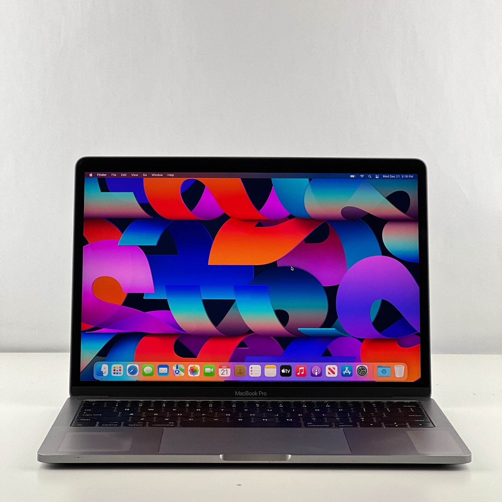 13″ Apple MacBook Pro 2017 2.3 i5 16GB RAM 256GB SSD Ventura Gray Warranty Good