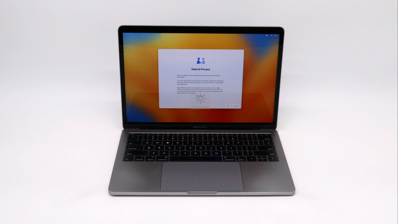 Apple MacBook Pro A1708 13 Core i5 8GB 128GB Gray 2017