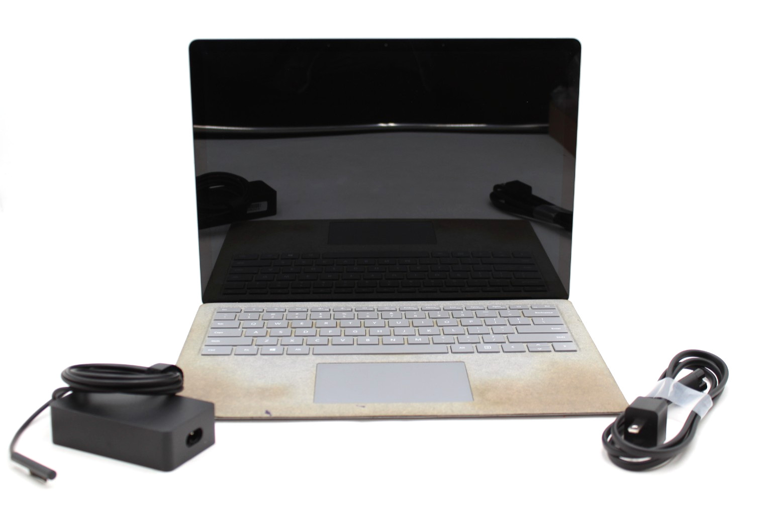 Surface Laptop 2 i5-7200u 8.00gb 256gb Windows 10 Pro Platinum (READ DESC.)