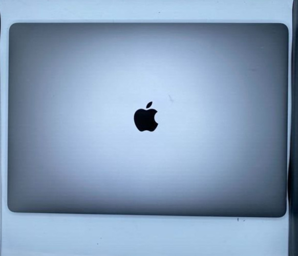 FOR PARTS  Apple MacBook Pro MVVL2LL/A Core i7-9750H @ 2.6GHz 32GB RAM 512GB SSD