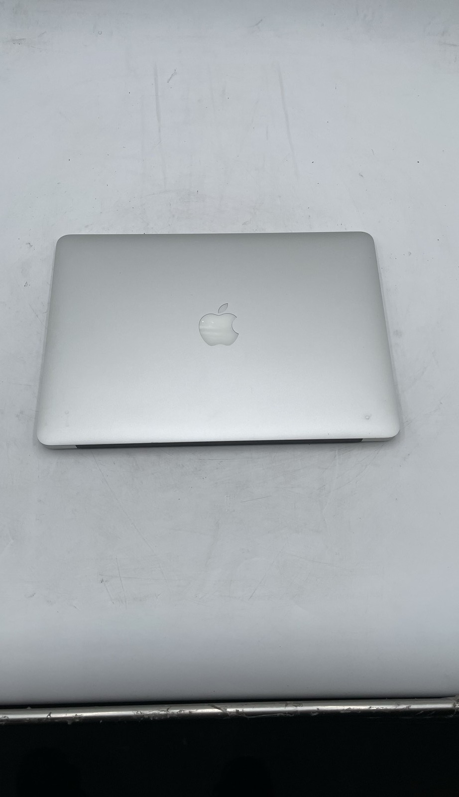 Apple MacBook Air Model A1466 13″ Intel Core 2015 Laptop Silver