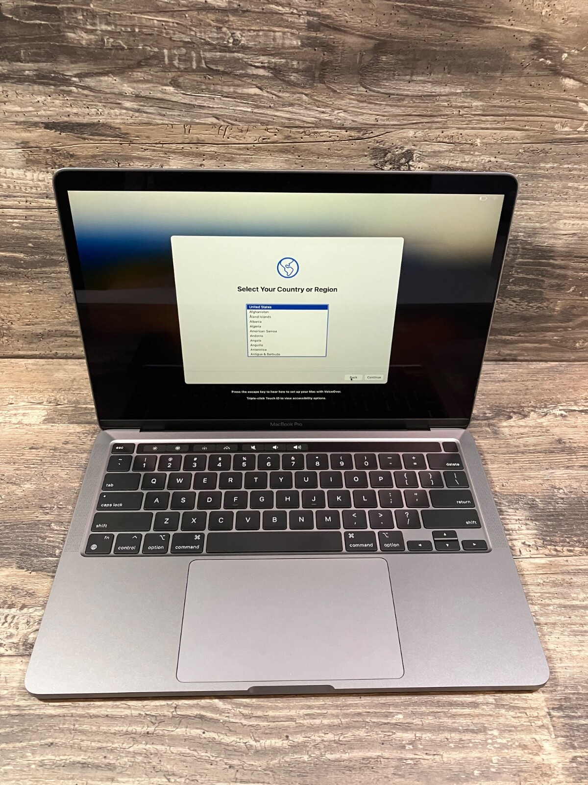 Apple MacBook Pro 2020 13″ | M1 Pro 8 CPU 8 GPU | 8GB 512GB BRITISH KEYBOARD (A)