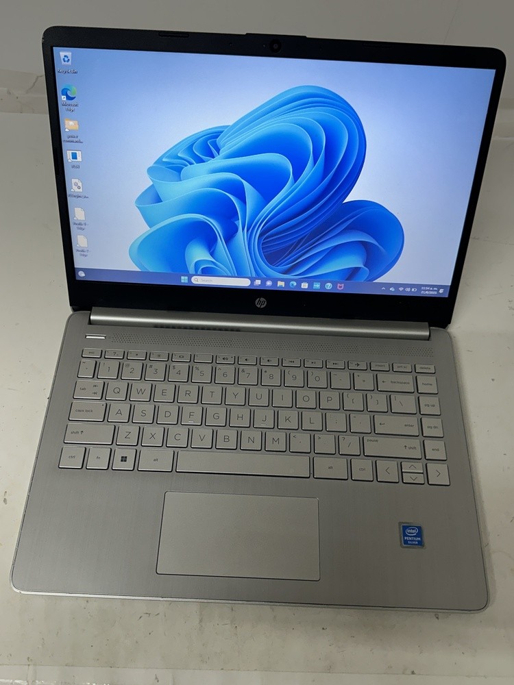 HP 14-dq0053nr 14″ (128GB SSD, Intel Pentium Silver N5030)(46651)