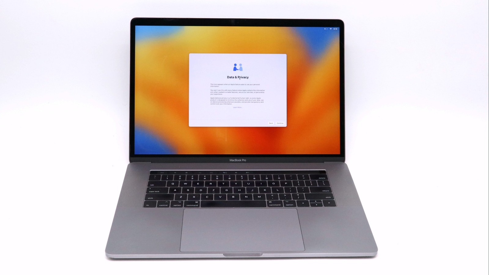 Apple MacBook Pro A1707 15 Core i7 16GB 256GB Gray 2017