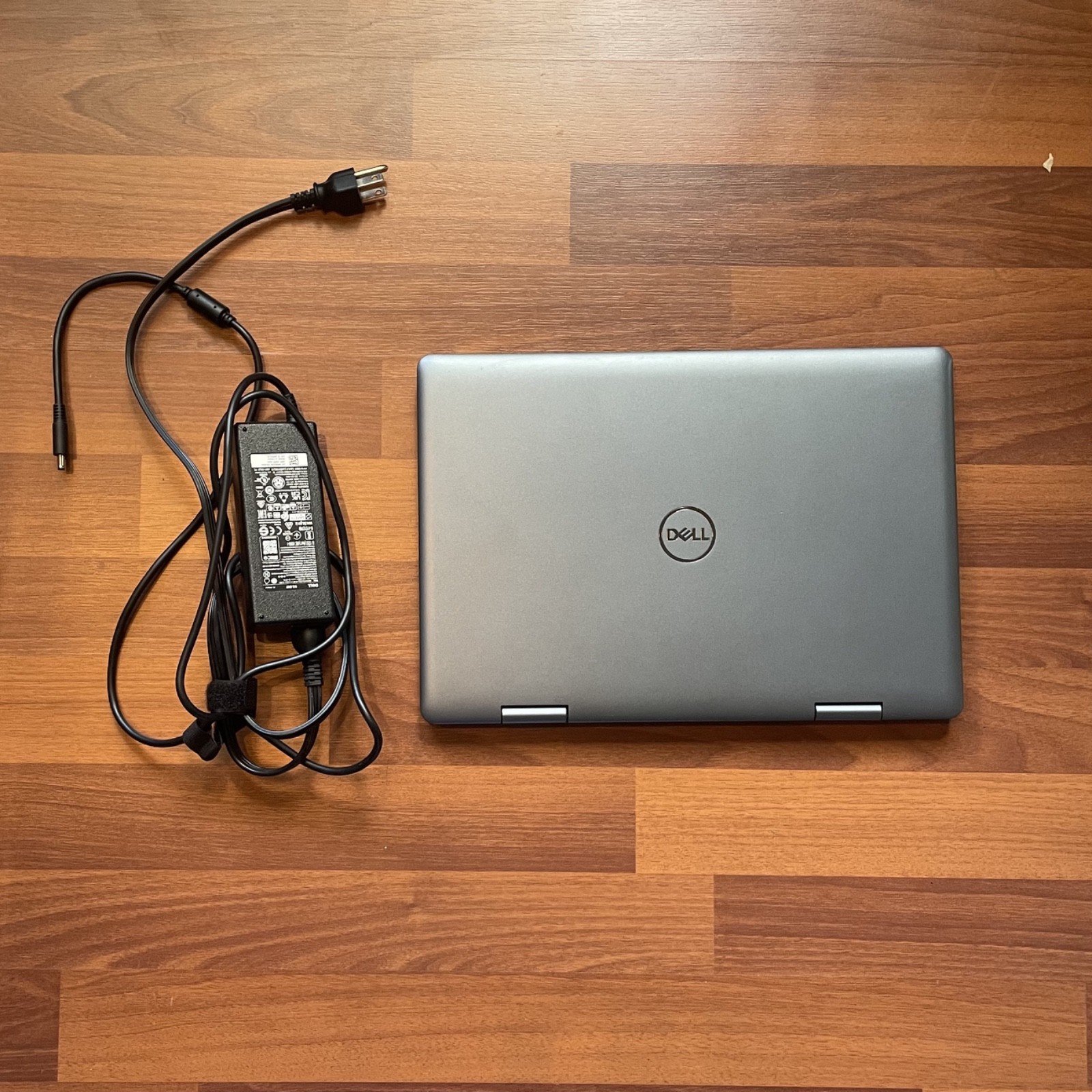Dell Inspiron 5481 2-in-1 Core i3-8145u 2.1GHZ 4GB 128GB SSD Win 11 Pro Laptop