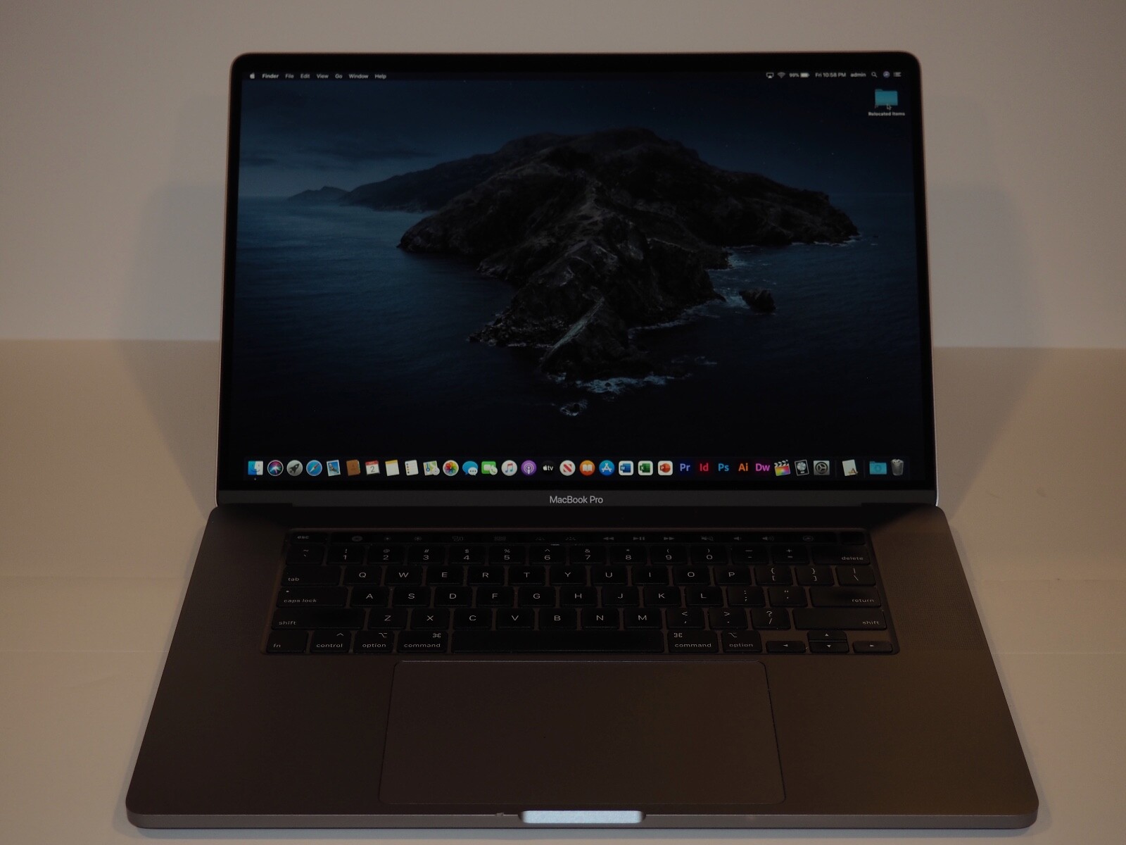 Apple MacBook Pro 16″ 6-Core i7 LOADED!! Retina w/TouchBar + 32 GB RAM + 2024 OS