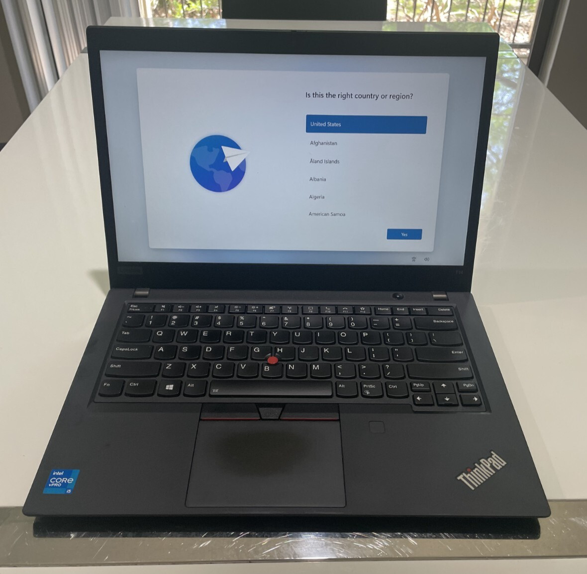 Lenovo ThinkPad T14 Gen2 14″ FHD Intel Core i5-1145G7 16GB 256GB SSD win11 w/PSU