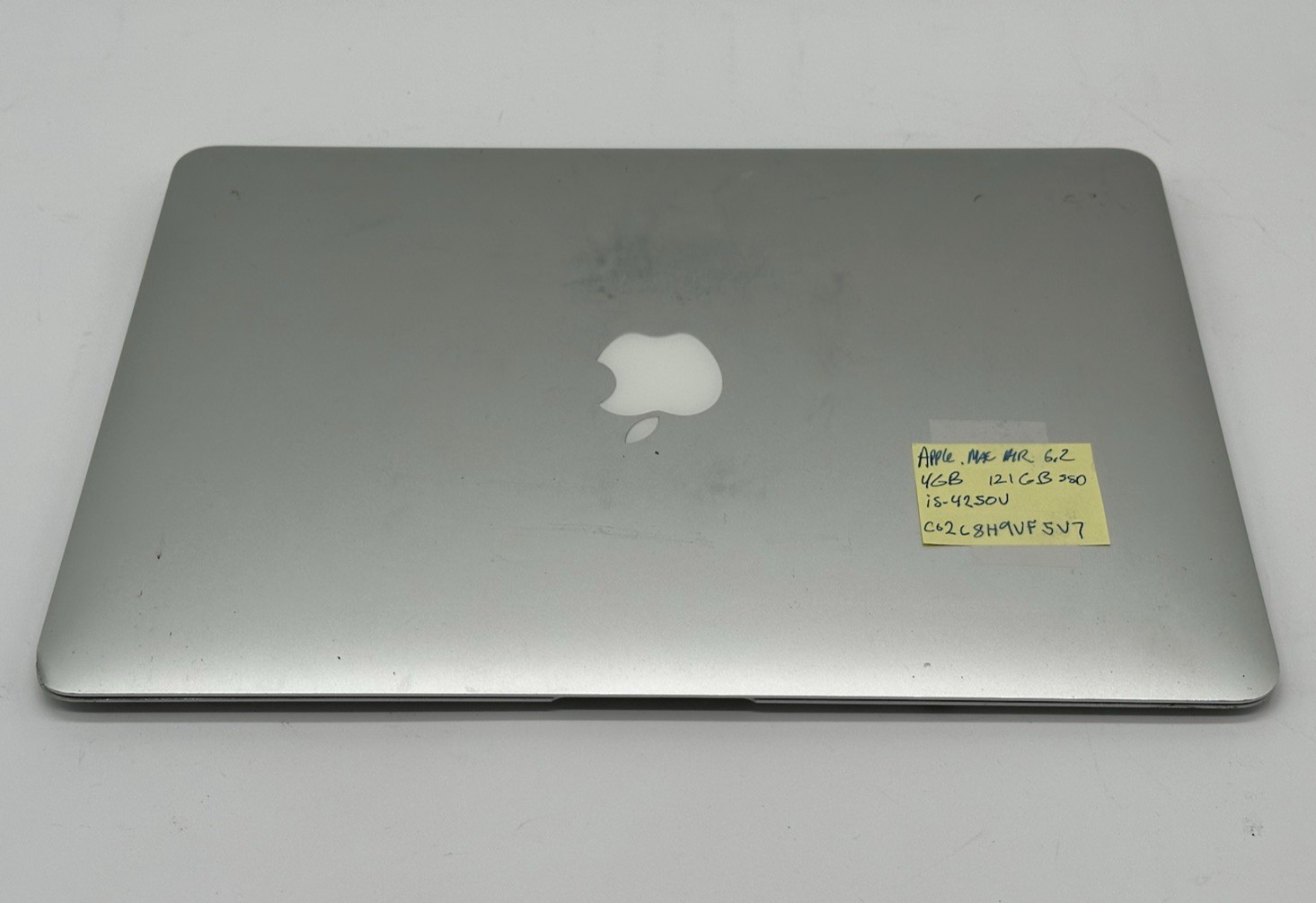 Apple MacBookAir 6,2  (i5-4250U, 4GB RAM, 121GB SSD) No Charger/OS