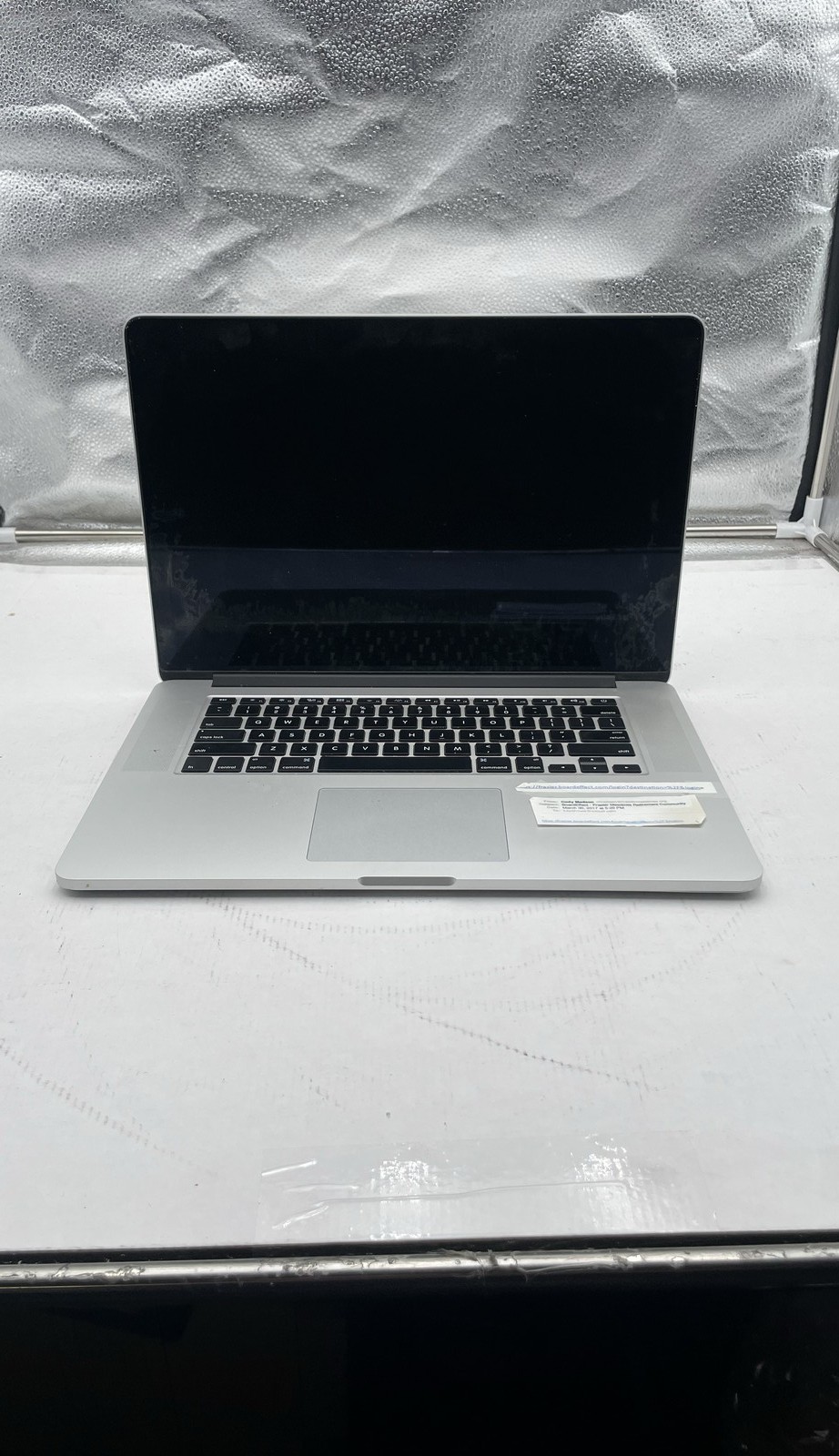 Apple MacBook Pro A1398 EMC 2909 15″ Retina Display Laptop No HDD