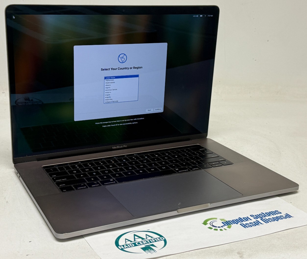 Apple MacBook Pro 2019 15.4″ (i7-9750H – 16GB RAM – 256GB SSD – MV902LL/A)*