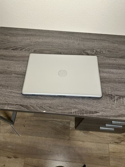 HP laptop 17.3 inch screen