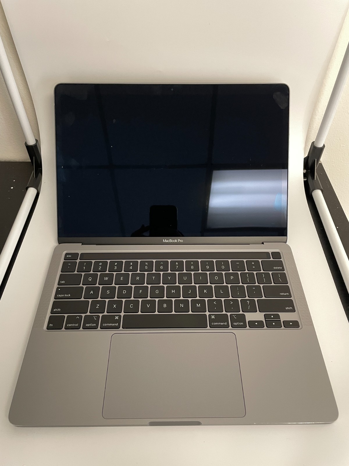Apple MacBook Pro 13″ (2020)-Core i5-16GB RAM 512GB SSD Gray -READ DESCRIPTION !