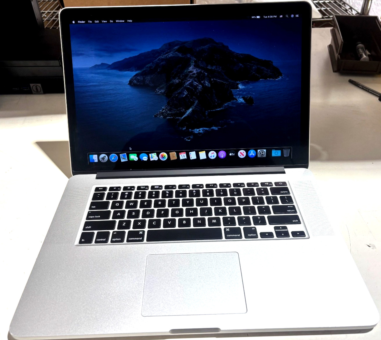 Apple MacBook Pro Retina 15” Intel Core i7-4960HQ 2.3GHz 16GB 256GB OSX Catalina