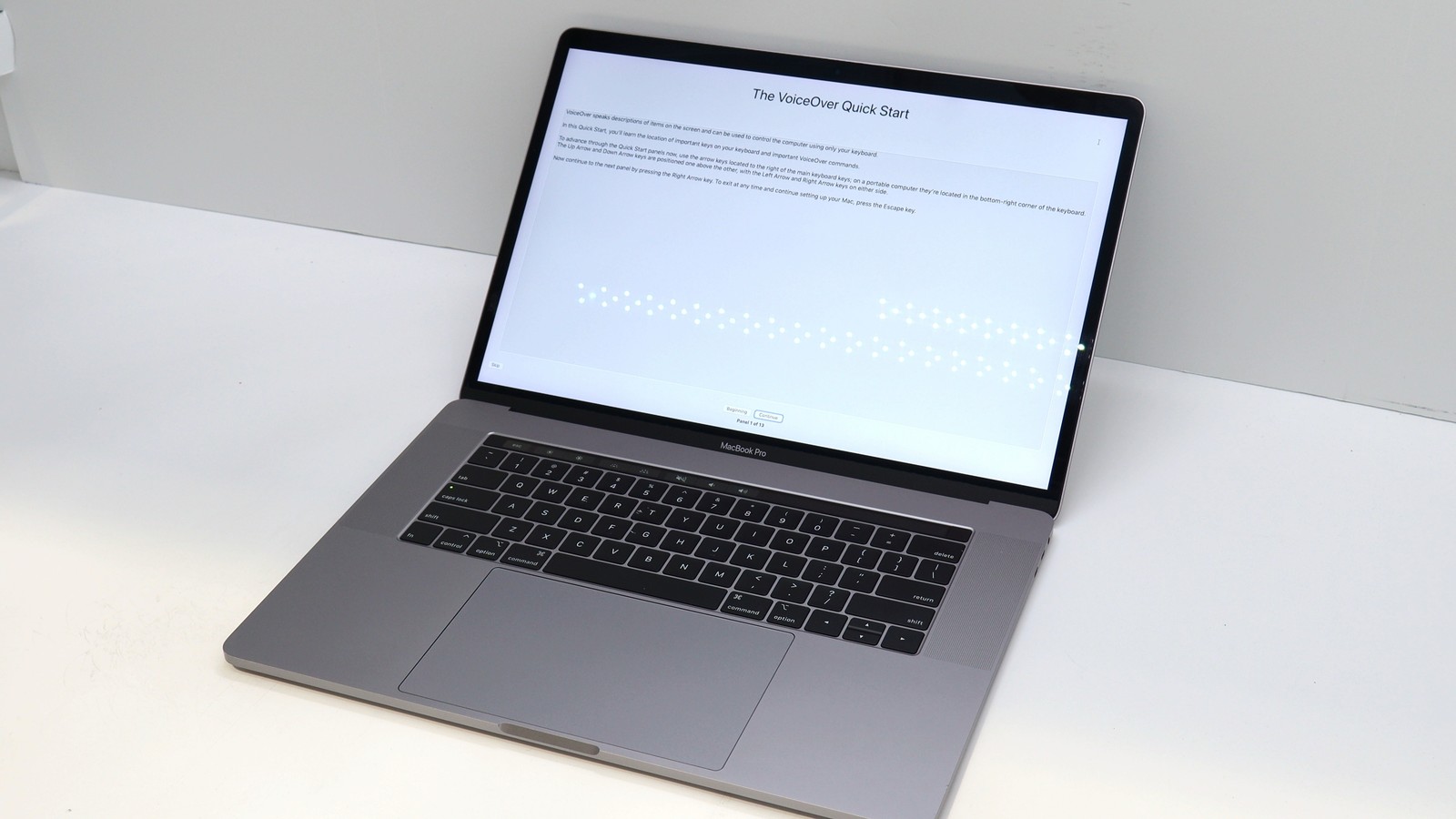 Apple MacBook Pro A1990 15 Core i9 16GB 512GB Gray 2018