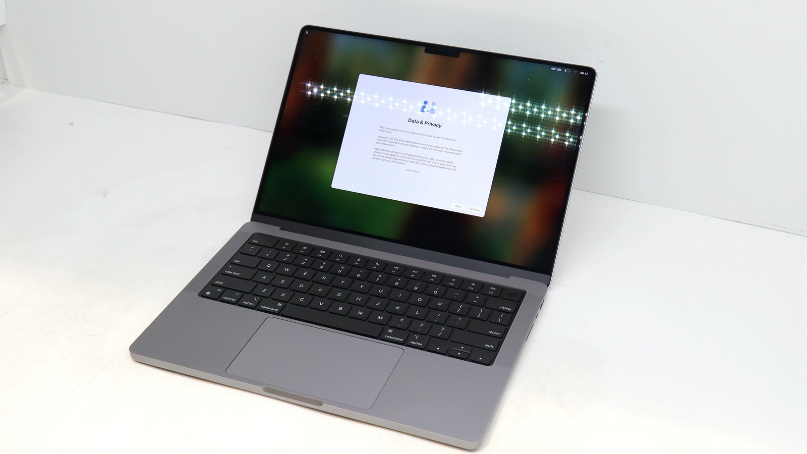 Apple MacBook Pro A2442 14 M1 Pro 8-Core 16GB 512GB Gray 2021