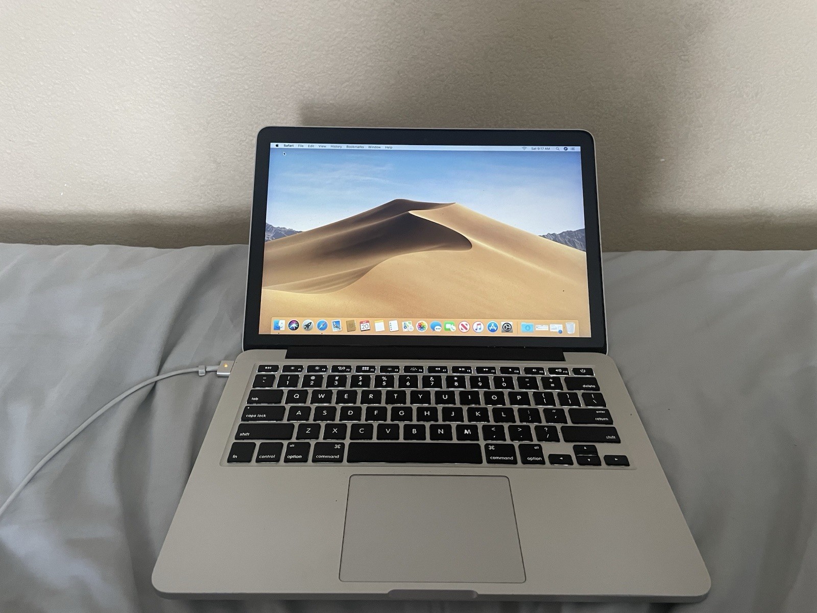 Apple MacBook Pro Early 2015 13-inch Retina Core I5 2.7GHz Read Description