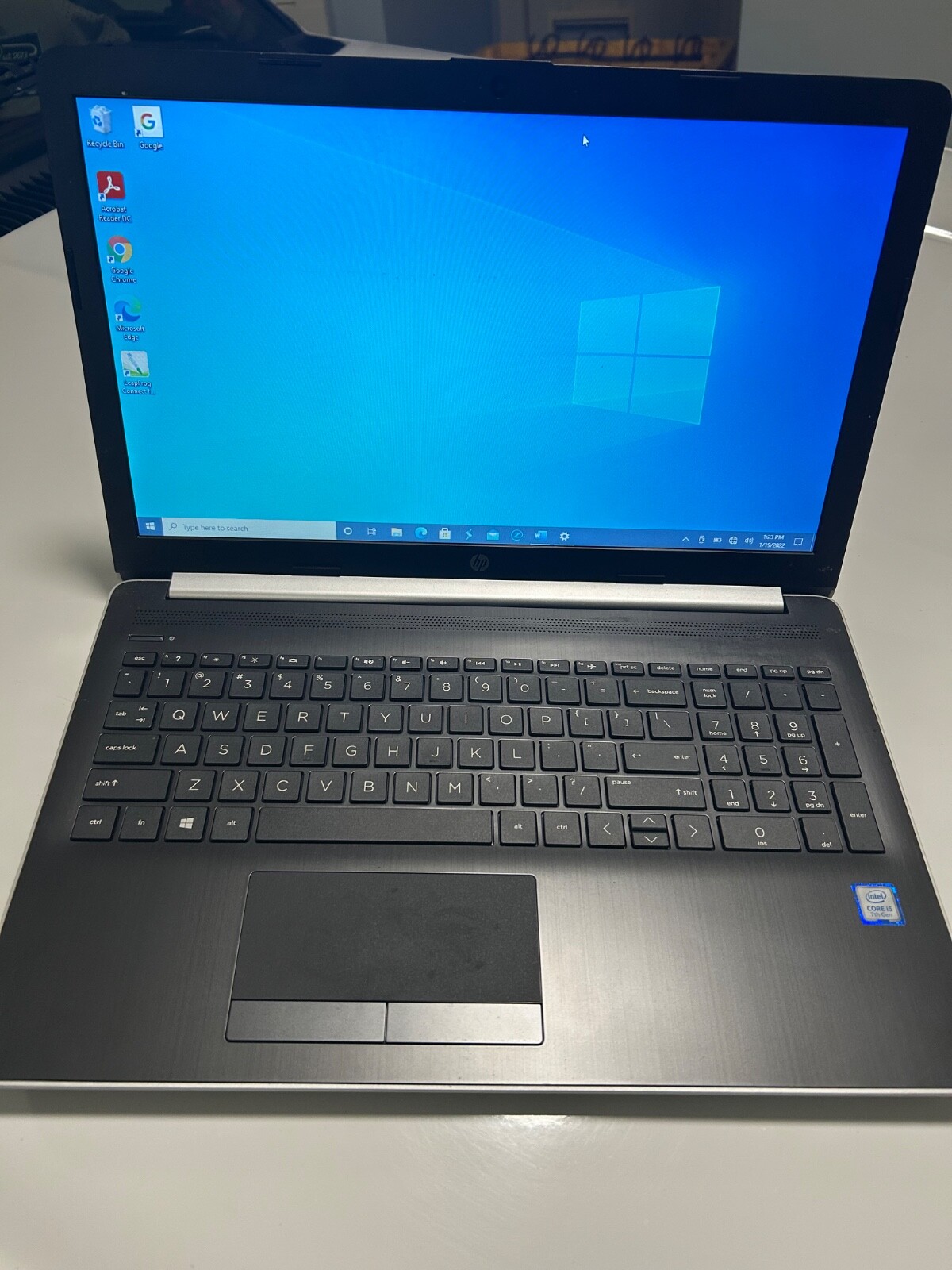 hp laptop touchscreen 15-da0xxx 7th gen i5 silver gently used