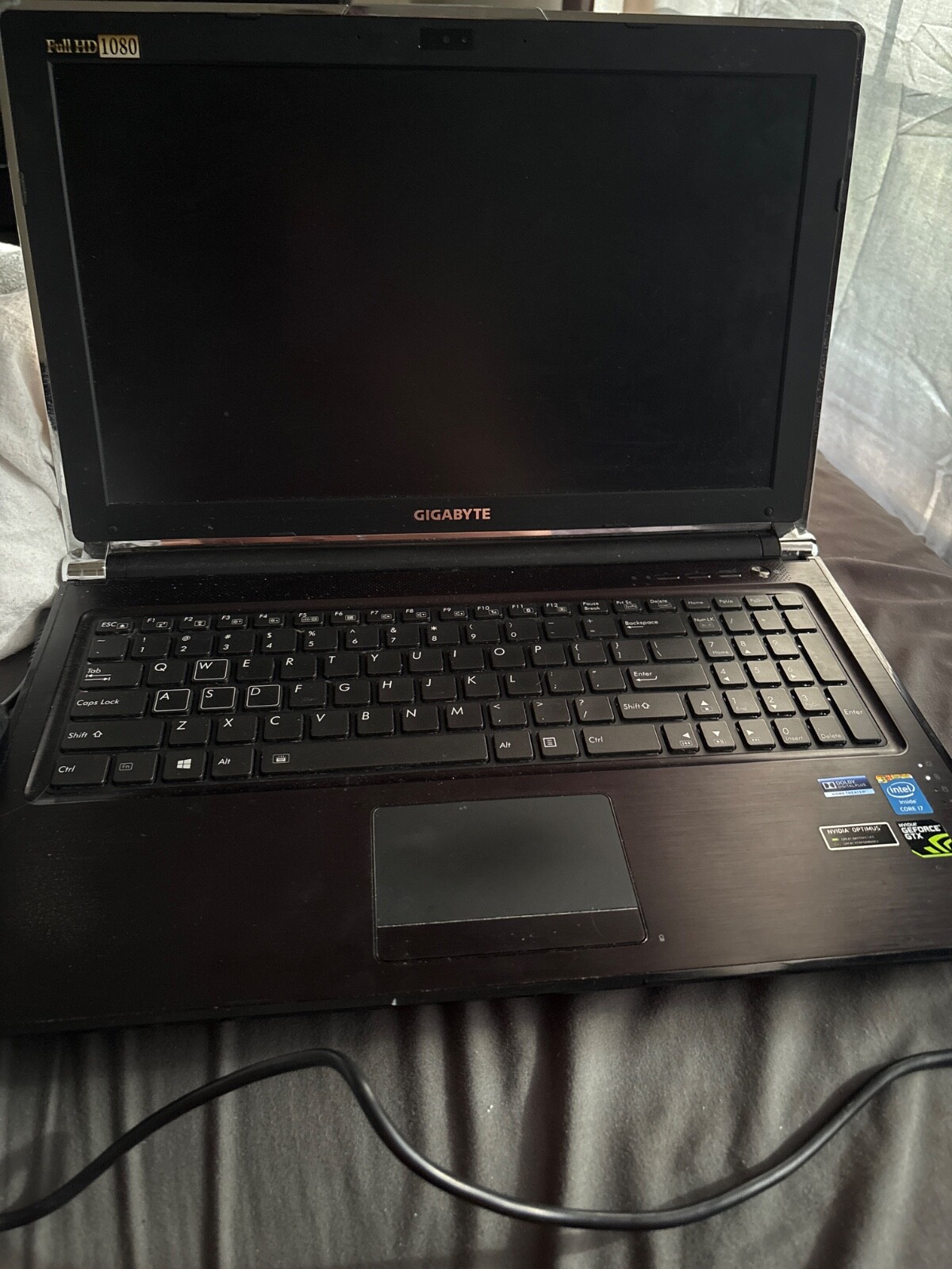 Gigabyte (Yellow) Gaming laptop-P25V2