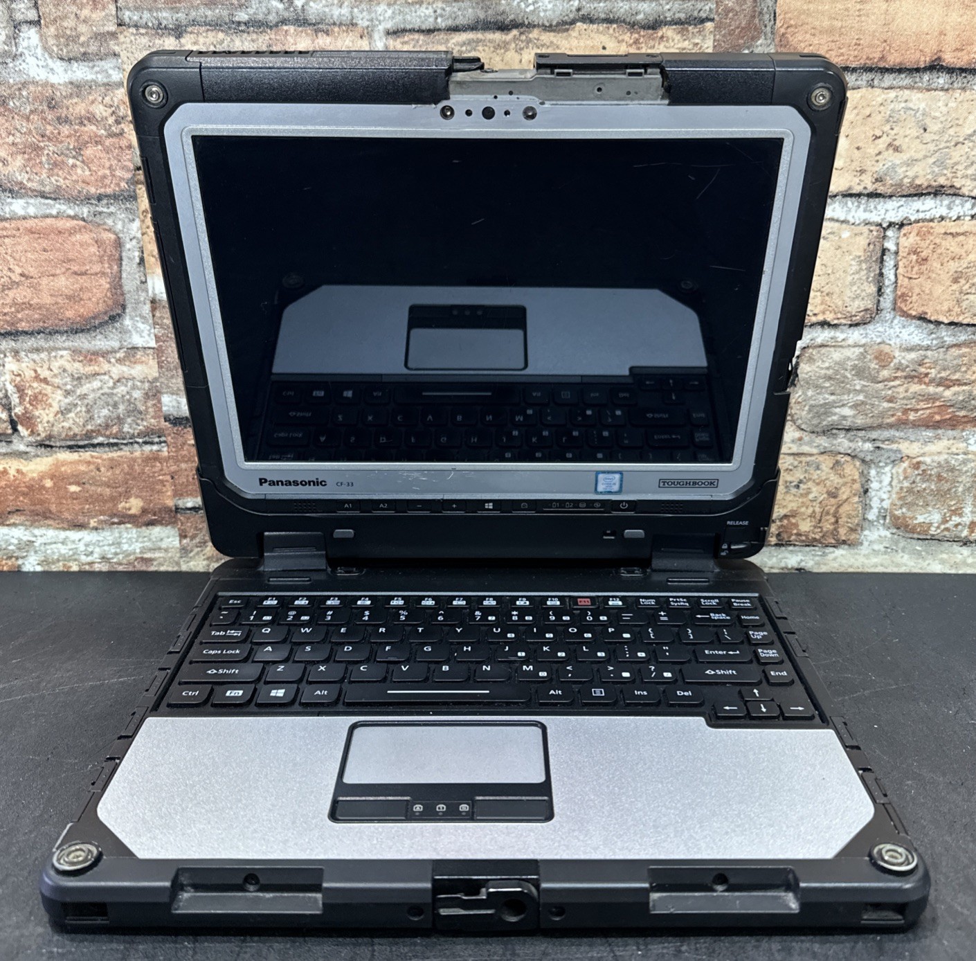Panasonic Toughbook CF-33 12.0 Inch I5-7300U 16GB RAM 256GB SSD Win 10 Pro