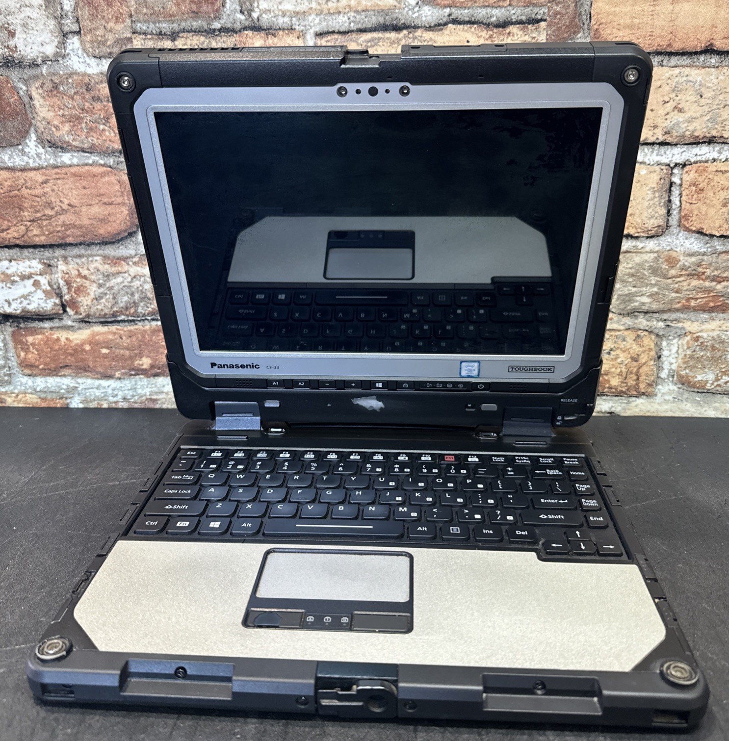Panasonic Toughbook CF-33 12.0 Inch I5-7300U 3.5GHz 16GB RAM 256GB SSD NO OS