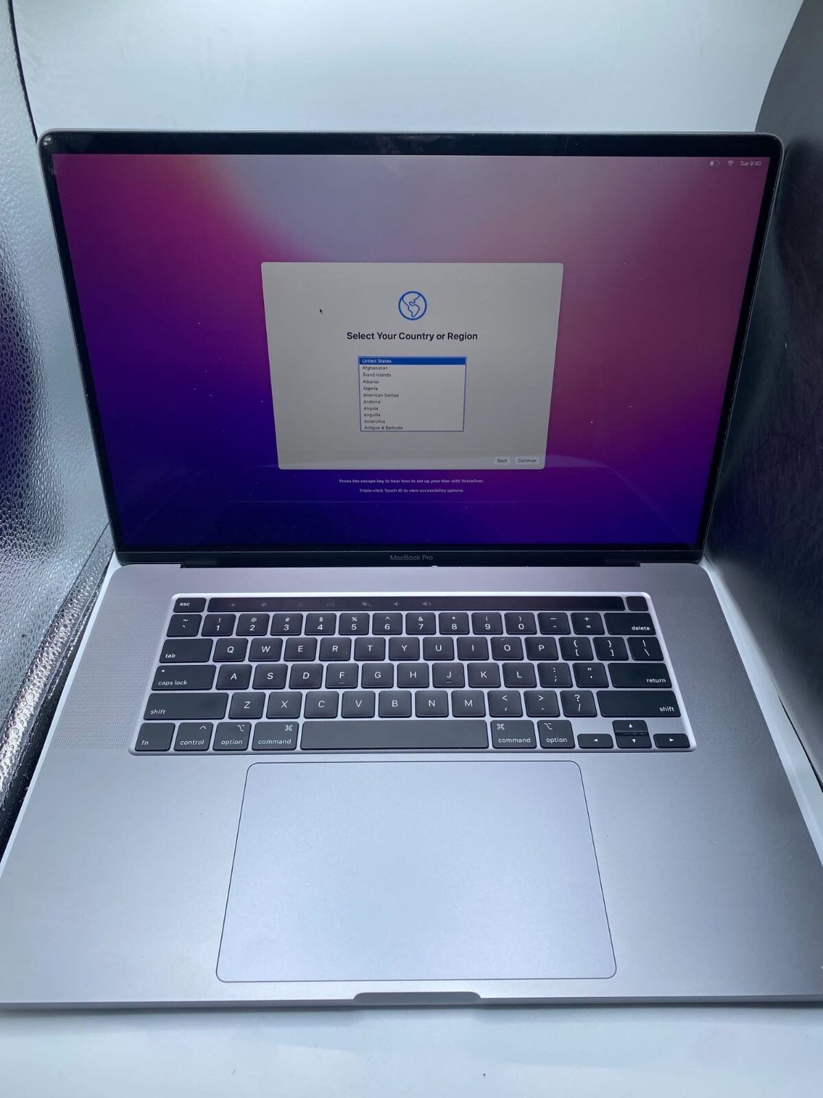MacBook Pro 16″ Intel Core i7-9750H @ 2.6GHz 16GB RAM 512GB SSD – See Desc.