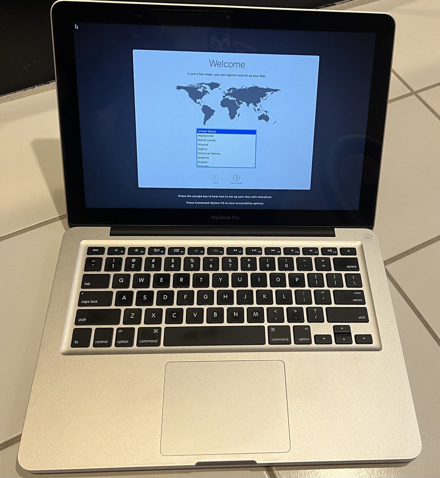 Apple Macbook Pro 13″ Laptop | 8GB RAM + 750GB HD | MacOS Catalina |