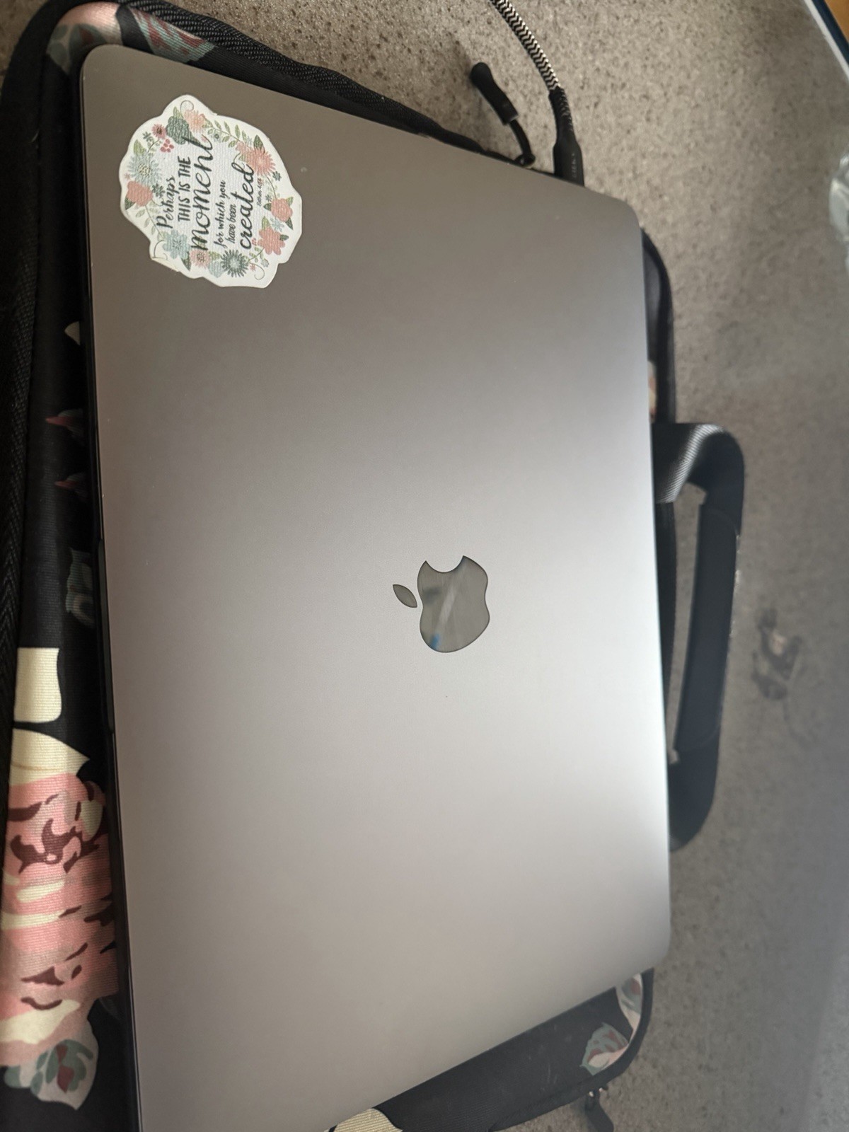 Apple MacBook Pro 13″ 2020 A2251 Core i5 2GHz 16GB Ram 512GB SSD [M28]