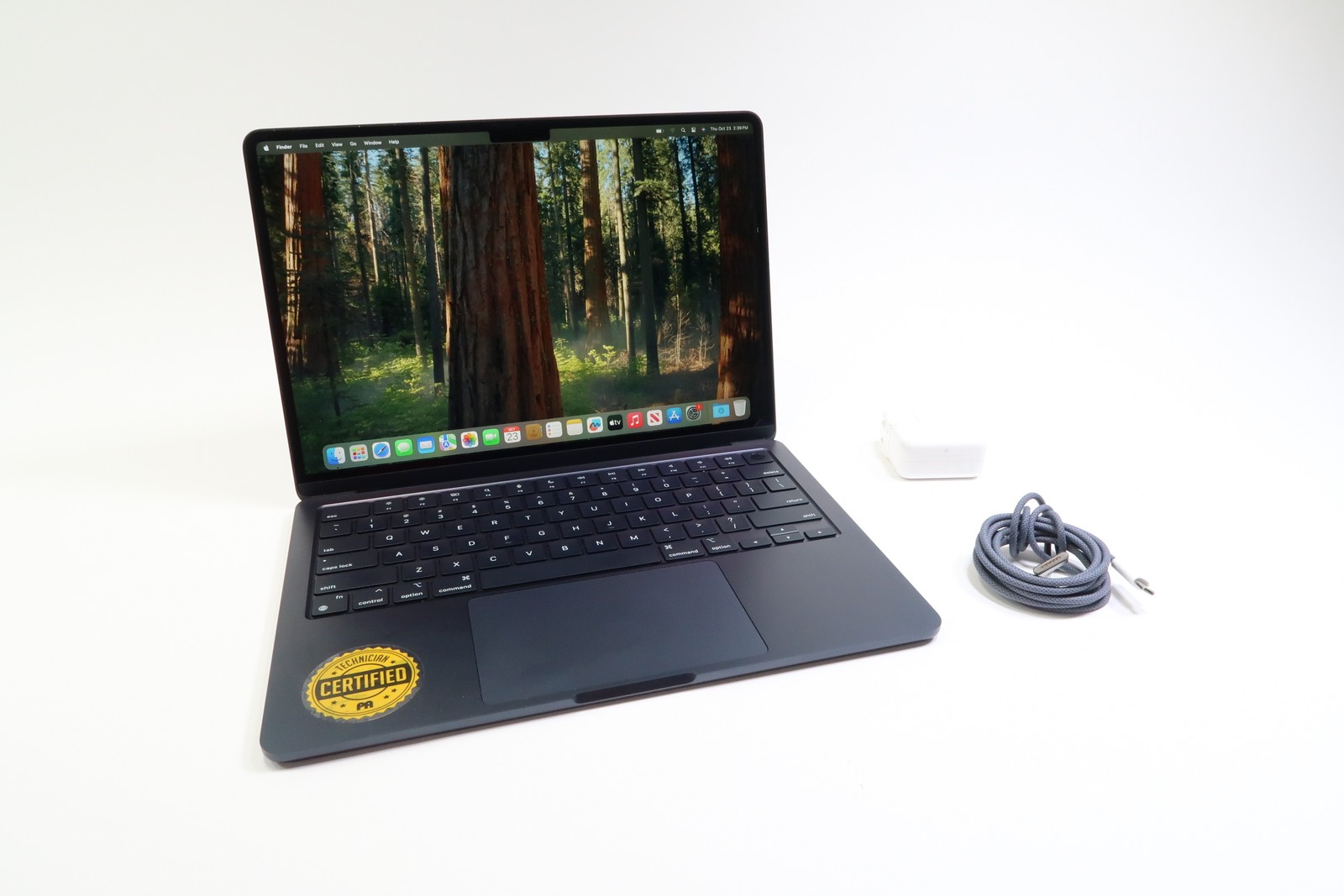 Apple MacBook Air 2022 MLY33LL/A Apple M2 3.49GHz 8GB RAM 256GB SSD 13.6″