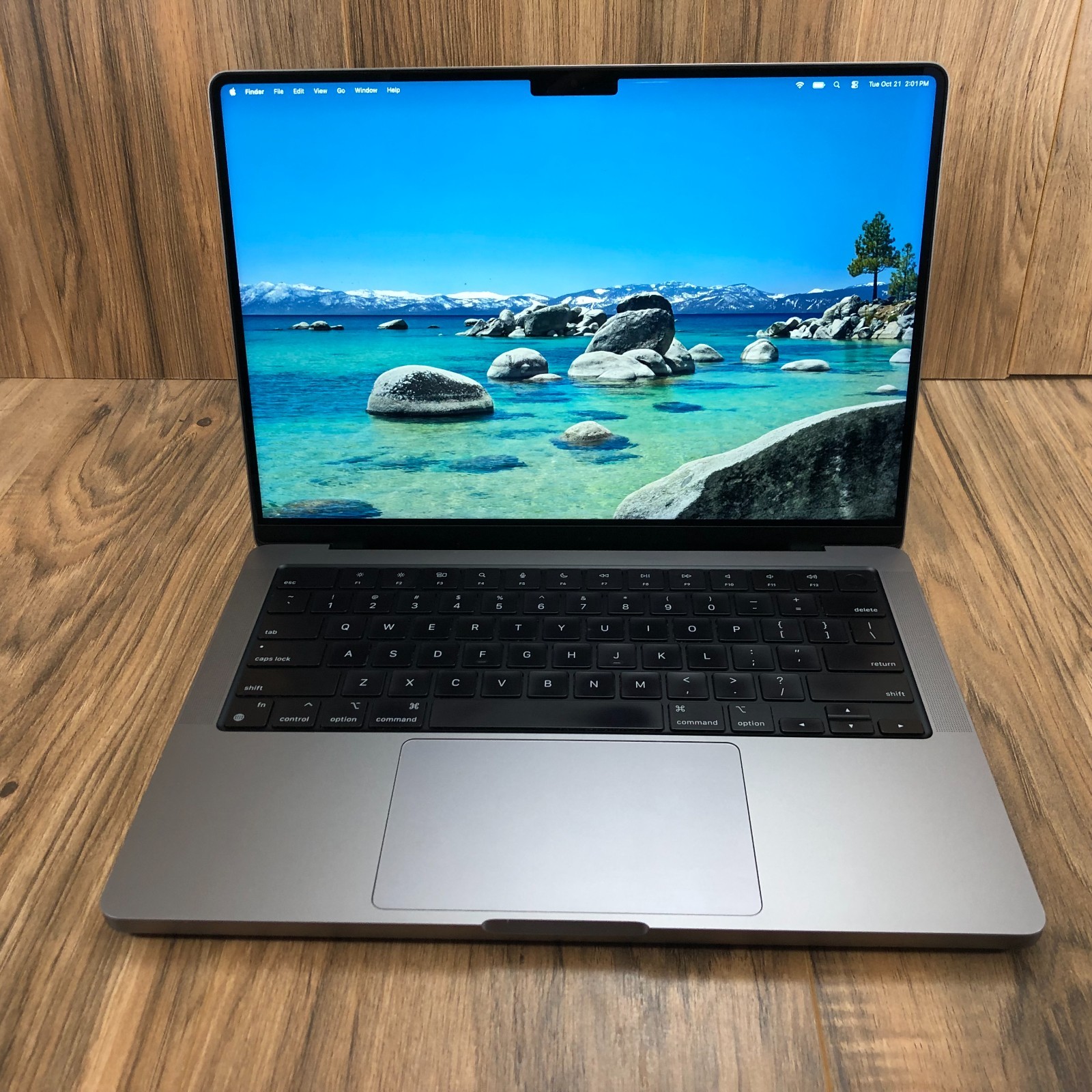 Apple MacBook Pro Space Gray 14″ 512GB SSD 16GB RAM M1 Pro Processor Tested