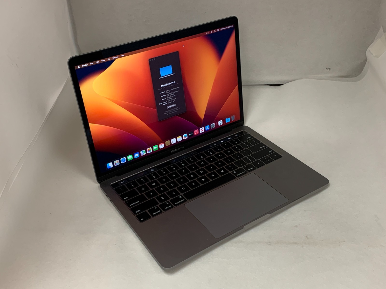 Apple MacBook Pro 13 2018 A1989 i5 2.3GHz 8GB 256GB macOS Sequoia