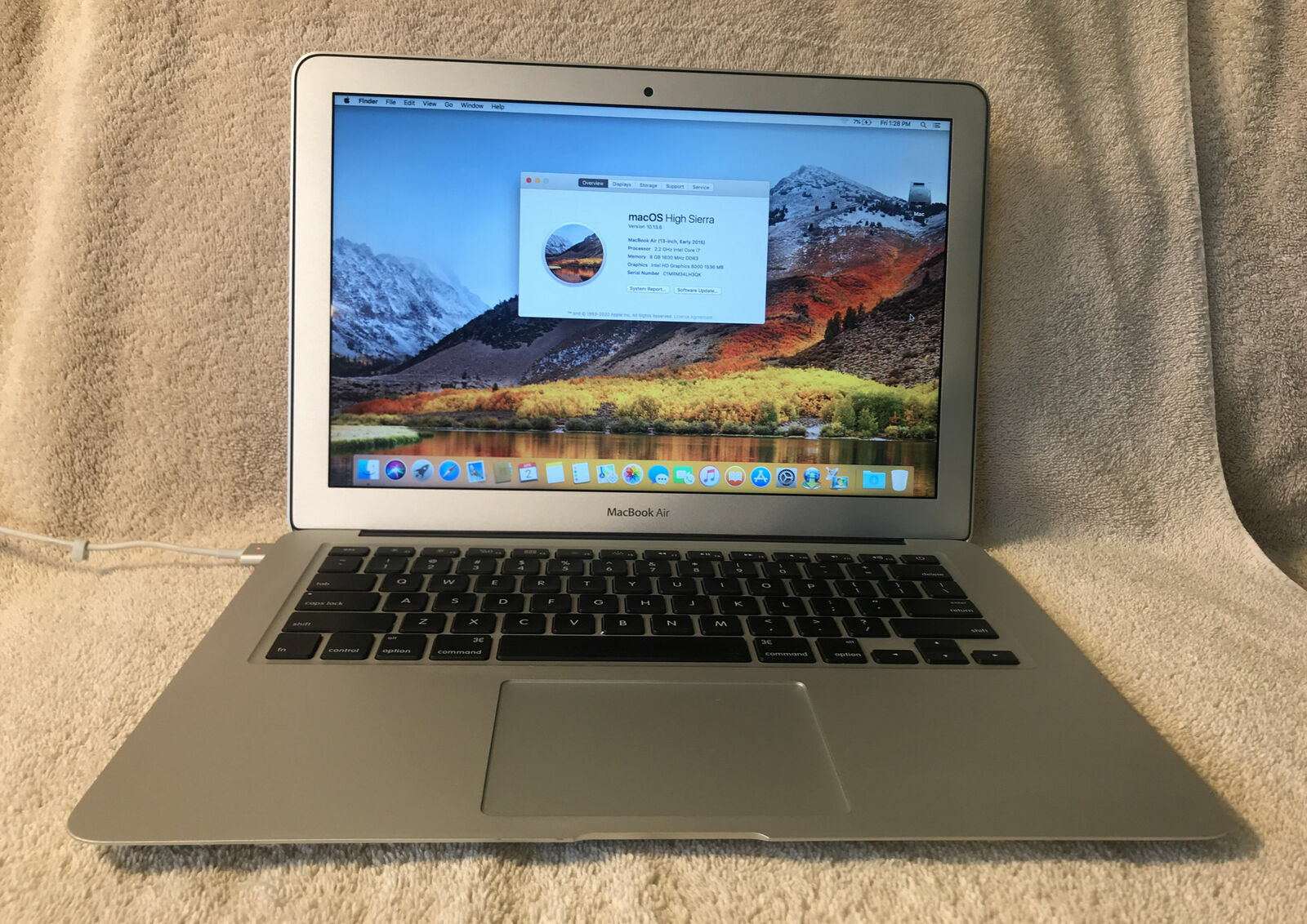Apple Macbook Air Z0UU1LL/A 13.3” Laptop – Core i7 2.2Ghz – 8GB Ram  500GB SSD